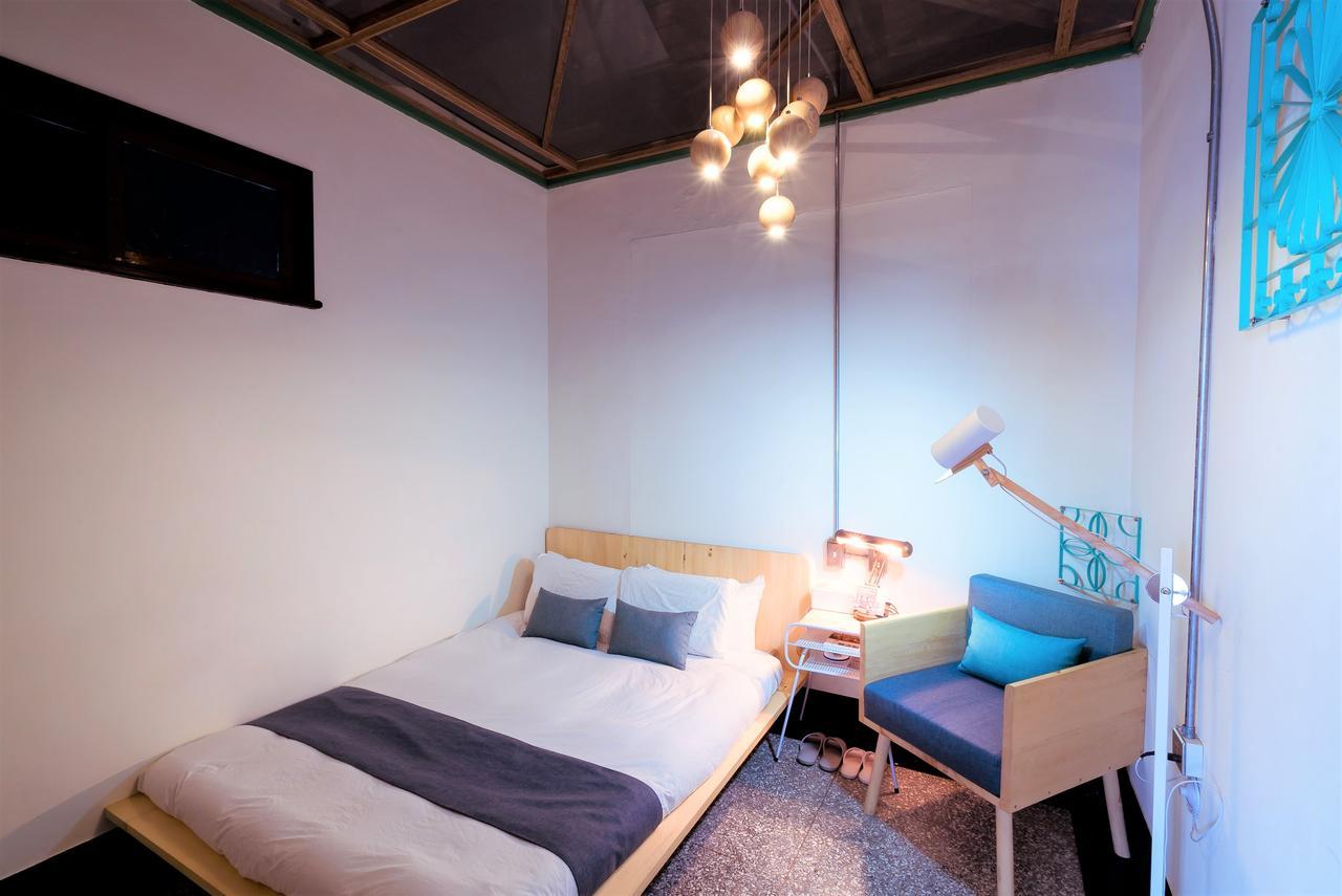 With Inn Hostel Kaohsiung Dış mekan fotoğraf