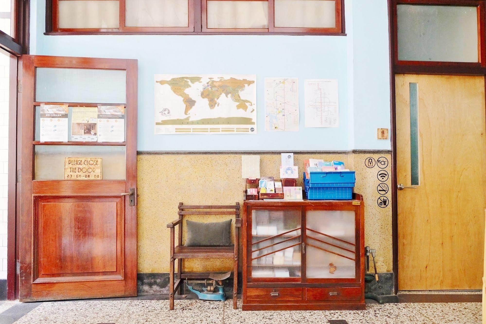 With Inn Hostel Kaohsiung Dış mekan fotoğraf